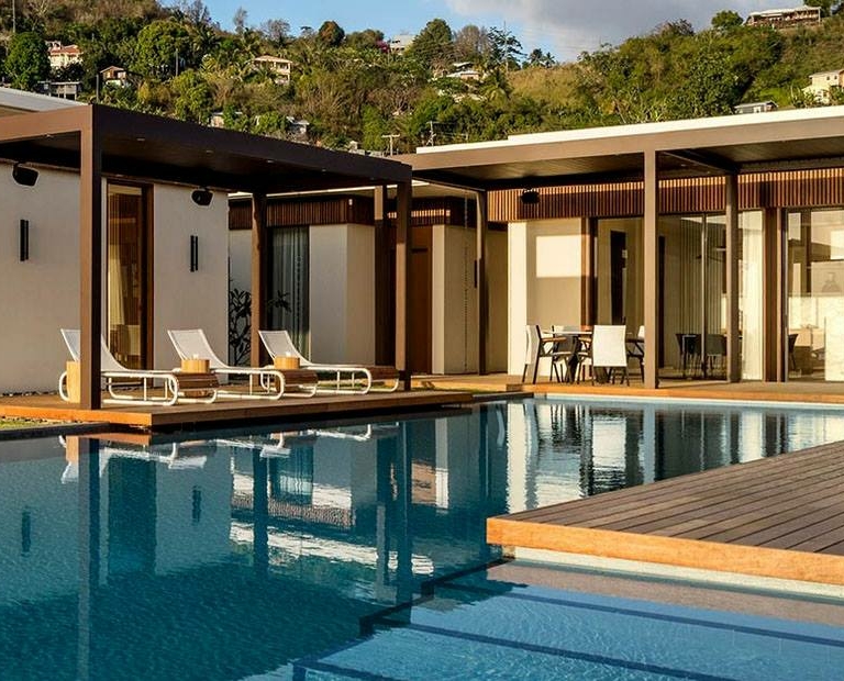 Terrasse-bois-exotique-Silversands Hotel Grenada Softline Wood Decking Ipe (19)